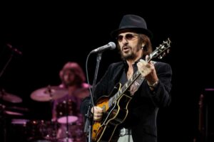 8664_1_ringo_starr-iccivitella.it