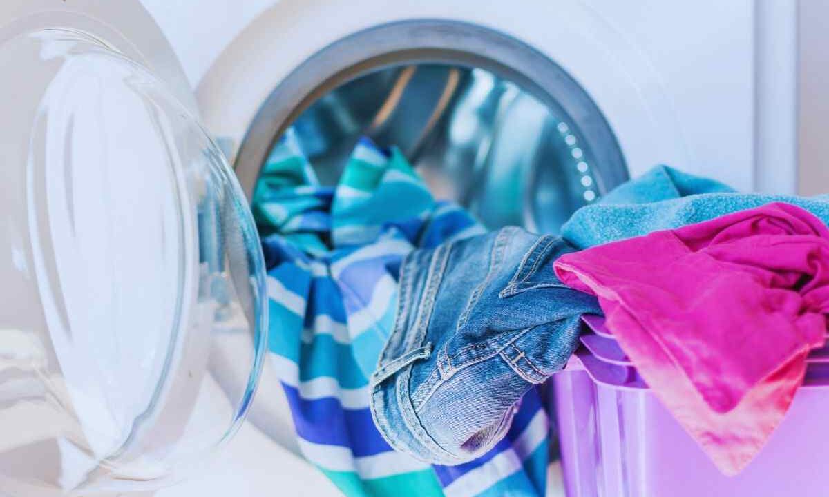 rimedi per il bucato colorato