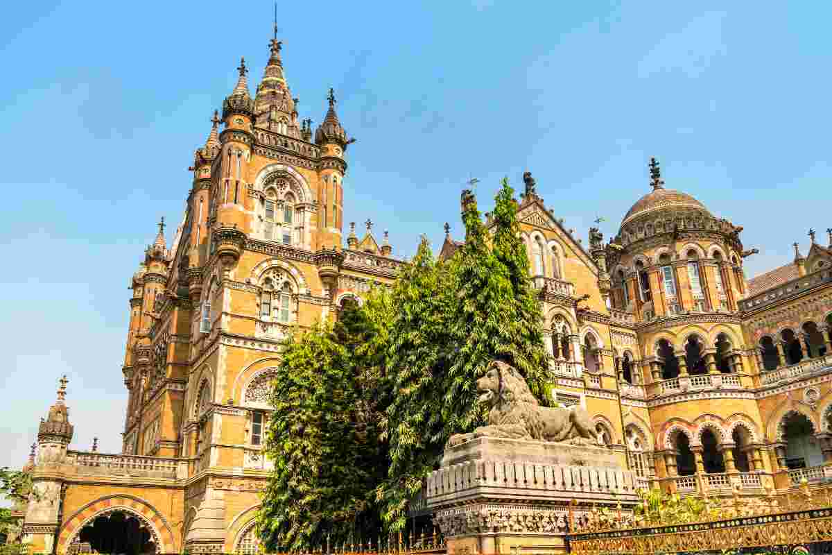 stazione mumbai